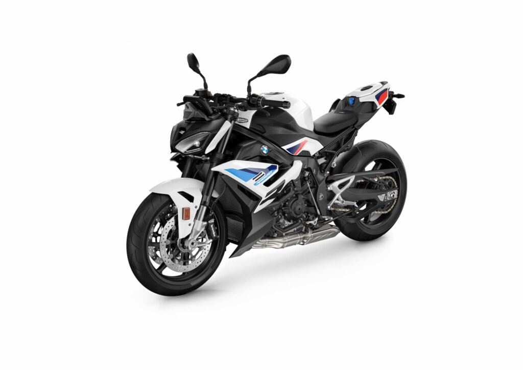 BMW Motorrad Announces 6% Price Hike from Jan 2026: Models & Price List