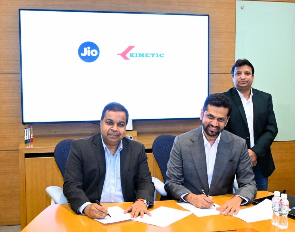 Kinetic Watts & Volts and Jio Things Partner to Build India’s Next-Gen Connected EVs
