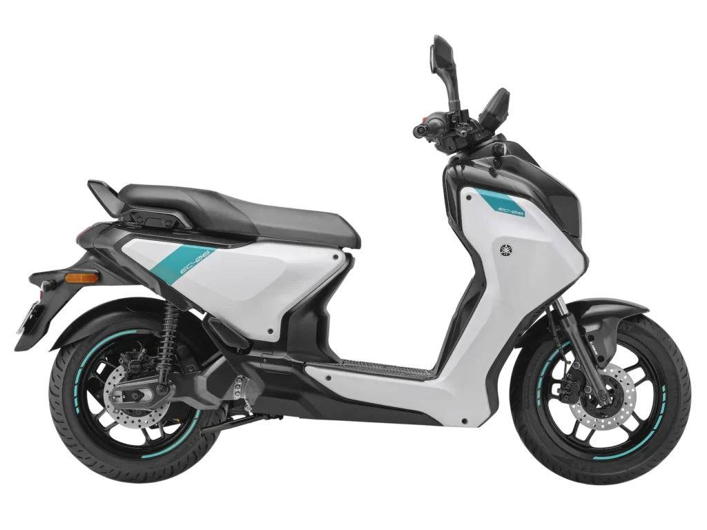 Yamaha EC-06 Electric Scooter Launched at Rs 1.67 lakhs | 169 Km Range