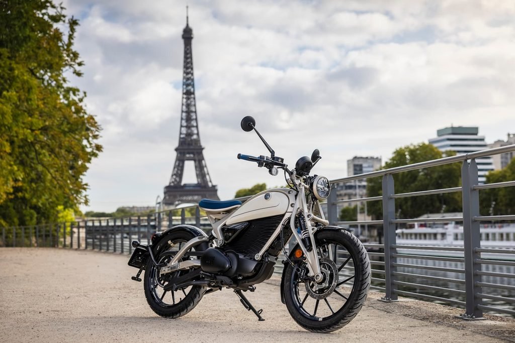 Royal Enfield Flying Flea C6 Launched in Parachute White Color
